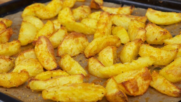 Hrskavi krompir iz rerne kao iz restorana – provereni recept